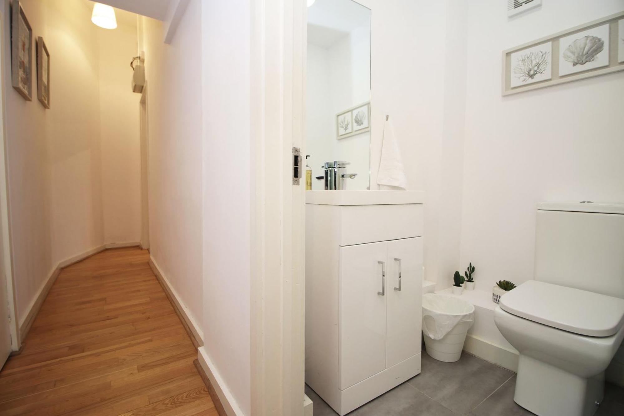 Coastal Penarth Dream! Close To Cardiff Superb Location Near Bars And Restaurants! Dog Friendly And Welcome Breakfast Pack! Buitenkant foto