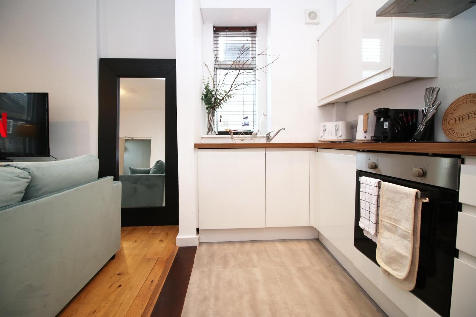 Coastal Penarth Dream! Close To Cardiff Superb Location Near Bars And Restaurants! Dog Friendly And Welcome Breakfast Pack! Buitenkant foto
