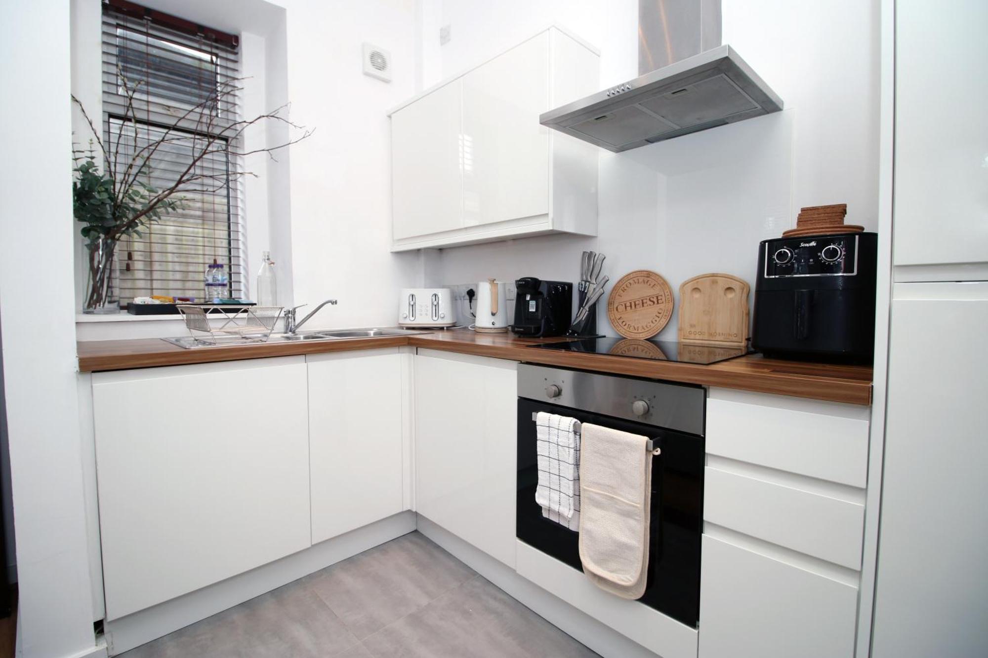 Coastal Penarth Dream! Close To Cardiff Superb Location Near Bars And Restaurants! Dog Friendly And Welcome Breakfast Pack! Buitenkant foto